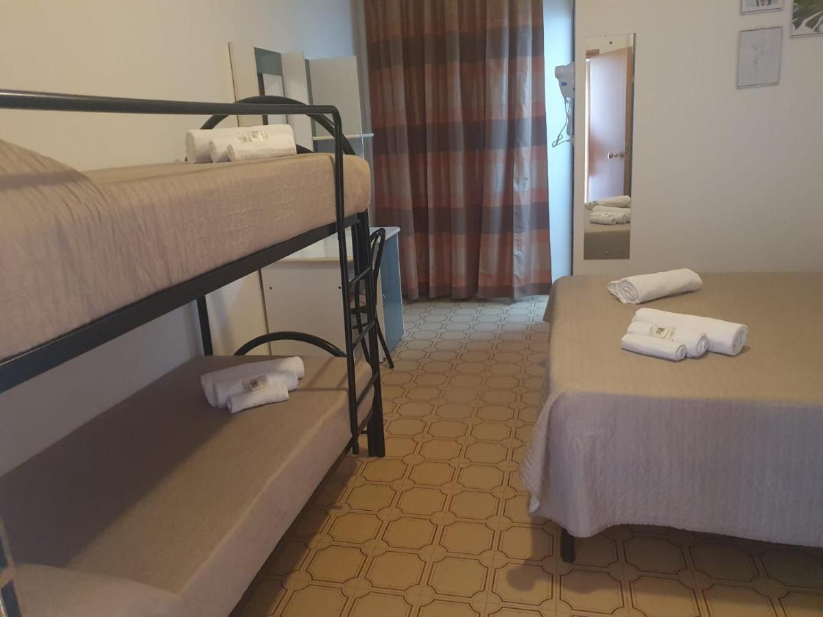 Hotel Magriv Rimini Ngoại thất bức ảnh