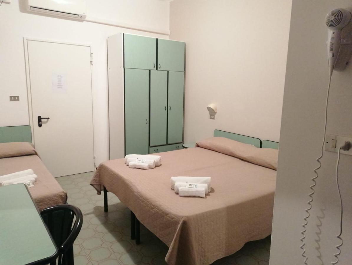Hotel Magriv Rimini Ngoại thất bức ảnh