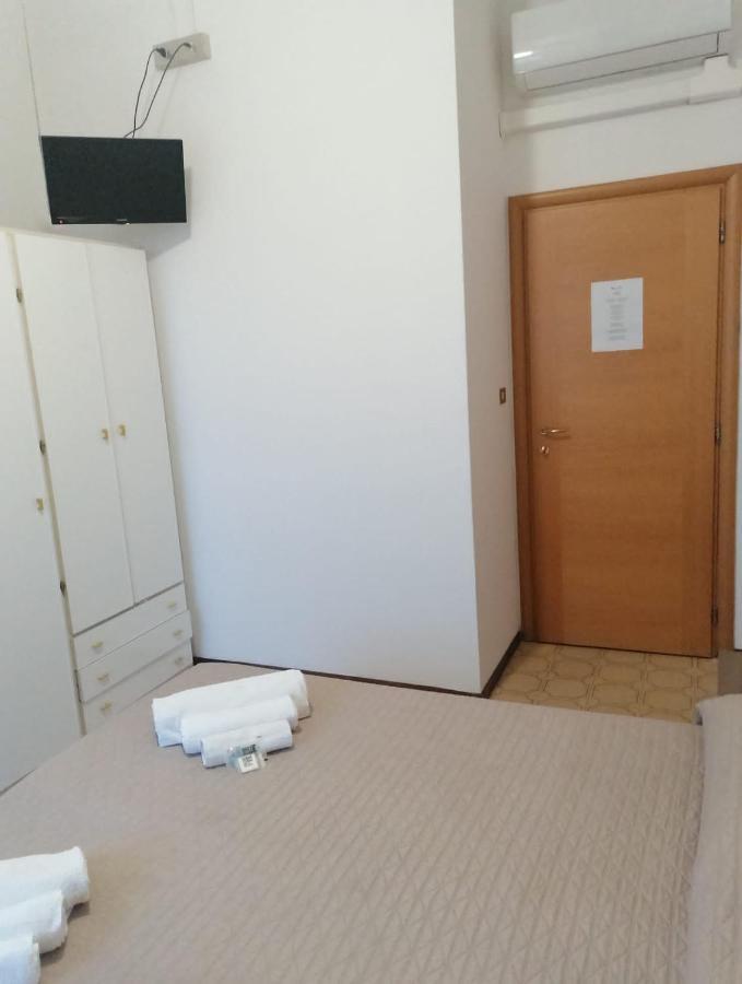 Hotel Magriv Rimini Ngoại thất bức ảnh