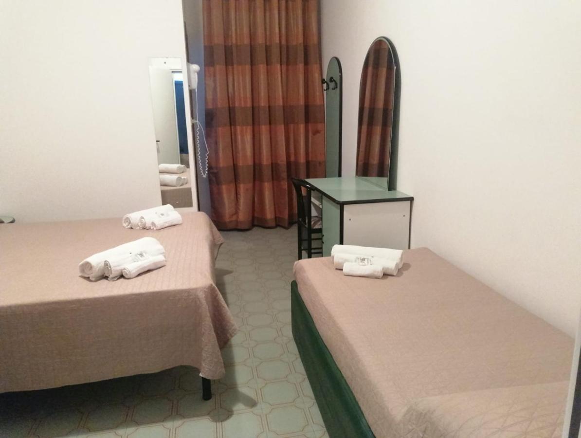Hotel Magriv Rimini Ngoại thất bức ảnh