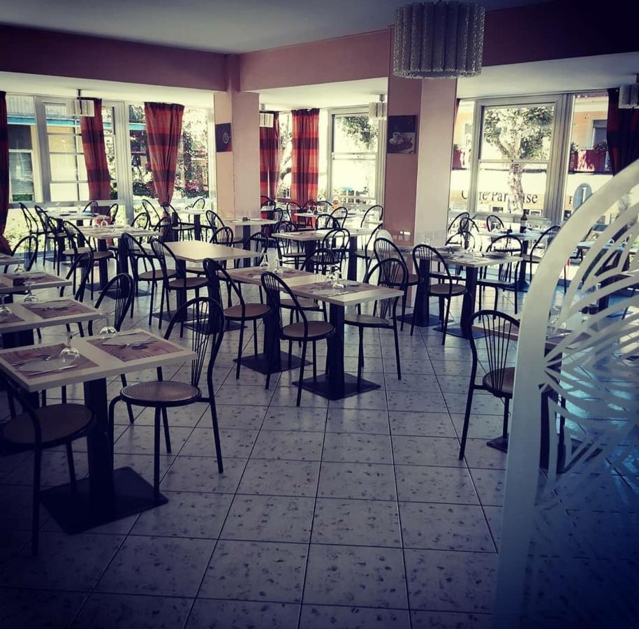 Hotel Magriv Rimini Ngoại thất bức ảnh